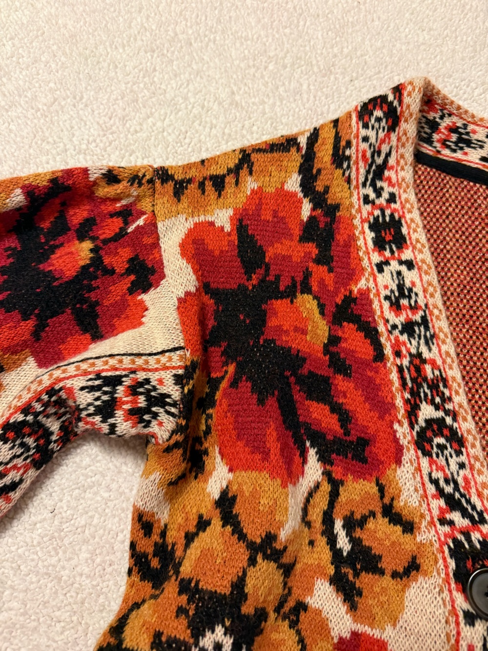 FARM RIO Sand Winter Tapestry Knit Cardigan Belted Sweater Cream Red Floral - Picture 11 of 15